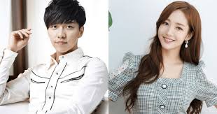 He grew up in a family that consists of his parents and one younger sister. Lee Seung Gi Shows His Support To Park Min Young On The Set Of Her Private Life Annyeong Oppa