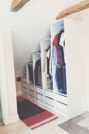 Pin Von Kathleen Werner Auf Schrank In 2020 Kleiderschrank Fur Dachschrage Begehbarer Kleiderschrank Dachgeschoss Begehbarer Kleiderschrank Dachschrage