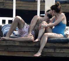 Eda ece's boyfriend is ferman akgül. Mayolu Goruntulenen Oyuncu Eda Ece Kilolu Ciktigini Soyleyerek Isyan Etti Haberler Magazin Haberler Com