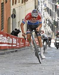 Mathieu van der poel (kapellen, 19 januari 1995) is een in belgië geboren nederlands veldrijder, wegwielrenner en mountainbiker. Van Der Poel Es El Mas Fuerte Noticias De Gipuzkoa