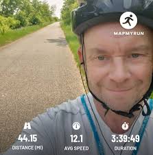 Lincoln Ave. W. in Fergus Falls, circa 1900. (MNHS)