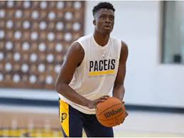 Mon petit frère alex antetokounmpo, c'est 30 piece mcnugget qu'on l'appelle. Sjauuezrz4jkum