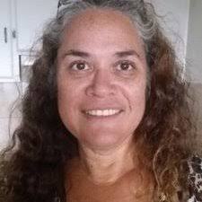 Stephanie Gump's Instagram, Twitter & Facebook