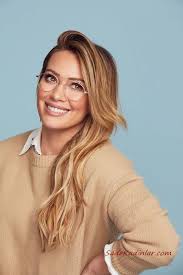 2020 Bayan Gozluk Modelleri Kiyafet Kombinleri Hilary Duff Moda Stilleri Kiyafet