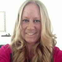 Kimberly Crosson's Instagram, Twitter & Facebook