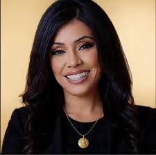 Claudia J Pimentel (@claudiajpimentel) • Facebook