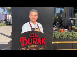 Czn burak'ın dubai'nin tam merkezine açtığı dubai mall'ın karşısında yer alan 2600 metrekare büyüklüğünde ve 250 kişiye istihdam sağlayan devasa mekan. Czn Burak Dubai Czn Burak Food Review Czn Burak Youtube