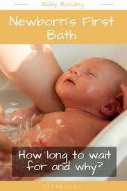 The first bath is a rite of passage, but it is also cause for concern. Are You Wondering How And When To First Bathe Your Newborn I M Sure You Weren T Considering To Wait Long Enough I Ll Te Babys First Bath Newborn Newborn Bath