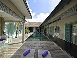 Kita membutuhkan tempat untuk merefresh otak,dan. Contoh Rumah Villa Modern Tahun 2021 Meskipun Sedikit Aneh Namun Desain Seperti Ini Membuat Rumah Anda Terlihat Seperti Rumah Modern