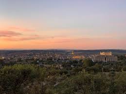 Situado en toledo, el hotel cigarral el bosque, la que fuera finca del marqués de la vega de retortillo, construido en el siglo xvi por el canónigo obrero diego lópez de ayala y considerado como una de las mejores. Las Mejores Fincas O Cigarrales Con Restaurante En Toledo Para Celebrar Tu Boda Leyendas De Toledo