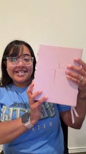 Ally Castro (@allycastro04)