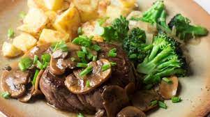 Nadia Lim Eye Fillet For A Gourmet Treat Stuffed Mushrooms Wine Recipes Beef Fillet Recipes