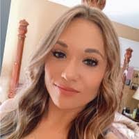 Amanda Resto's Instagram, Twitter & Facebook