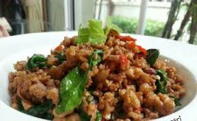 ว ธ ทำ ผ ดกะเพราไก ส ตรด งเด ม ทานก บข าวสวยร อนๆ เท าน แหละท ต องการ อาหารเย น อาหารการก นเพ อส ขภาพ อาหาร