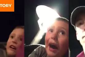 Etats-Unis : grosse frayeur pour cet enfant dans un grand-huit