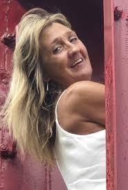 Betty Fanning's Instagram, Twitter & Facebook