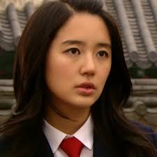 9 Potret Transformasi Yoon Eun Hye yang Tetap Cantik di Usia 37 tahun