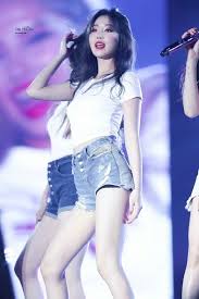 Pin By Ricky Giacoma On Kpop Korean Girl Fashion Kpop Girls Girl Crushes