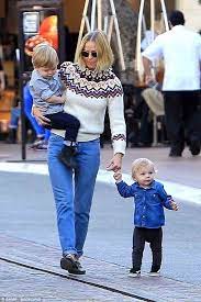Celebrity kids lara bingle and sam worthington secretly welcome third son lara bingle and sam worthington have secretly welcomed their newborn son, the couple's third child. Lara Bingle Is Pregnant With Baby Number Three Express Digest