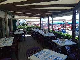 Lo stabilimento balneare bagno sole di lido di camaiore, nelle splendida versilia, offre molteplici servizi al cliente. Bagno Sole Bar Ristorante Picture Of Hotel Pineta Mare Lido Di Camaiore Tripadvisor