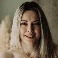 Kristi Proctor's Instagram, Twitter & Facebook