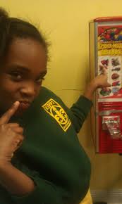 Demi Bailey (@demi_pinkberry)