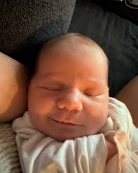 Emily Lewis (@emmylewww) • Instagram photos and videos