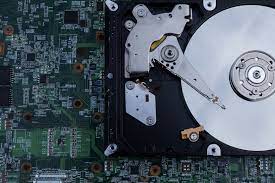 Both windows and mac systems provide simple methods of removing everything off the hard drive. How To Wipe A Computer Reset Computer Guide 2020
