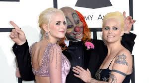 Die technoband scooter veröffentlicht mind the gap. Video Sklipnot Musiker Trauern Ohne Masken Promiflash De