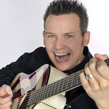 Stream episode Tobias Mann: Im Lokal Adverb ist heute Interpunktionstrinken  by tobiasmann podcast