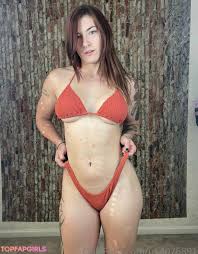 Terry Lifts Nude Onlyfans Leaked Photo Topfapgirlssexiezpix Web Porn