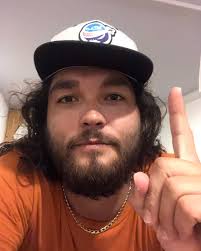 Michael Rojas (@michaelsurf06) • Instagram photos and videos