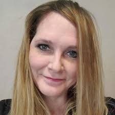 Laura Draper's Instagram, Twitter & Facebook