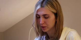 Does anyone notice she kept covering her mouth when she smiled?