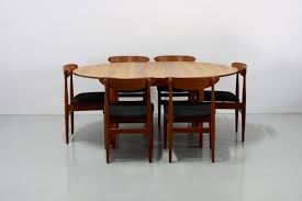 Choose one of our outdoor dining sets, or create your own dining set using any dining chair or table. Vintage Danish Extendable Teak Dining Table 1960s For Sale At Pamono