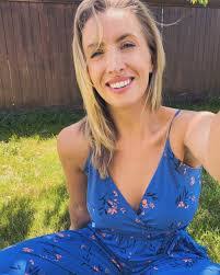 Jenna Crouse's Instagram, Twitter & Facebook