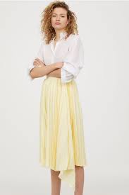 Black And Yellow Pleated Skirt Pin On Fashion Western