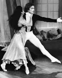 Patrick Swayze (August 18, 1952 – September 14, 2009), famous for his roles  in films like Dirty Dancing and Ghost, was actually a trained ballet dancer  before he became an actor. Swayze's