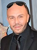 Op mannenzaken.nl vind je haar meest complete en unieke foto overzicht, inclusief het laatste nieuws en de leukste comments over simone viljoen! Australia S Next Top Model Wikipedia
