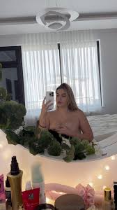 Watch online Sofie Timber aka Sofietimber OnlyFans - I wish you would stand  behind me and you pull me slowly and grab me by my neck would you do on  X-video