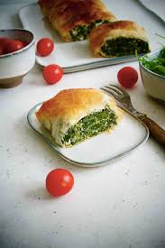 Strudel Sale Aux Epinards Et A La Ricotta Recette De Cuisine Rapide Recettes De Cuisine Recette Epinards