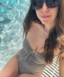 Danielle Bielski's Instagram, Twitter & Facebook