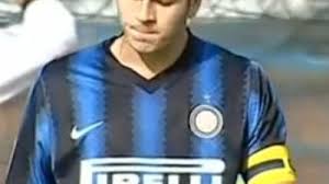 Jucatorul danez christian eriksen, in varsta de 29 de ani, a cazut pe teren si a avut nevoie. Alibec La Prima Echipa A Lui Inter Milano Mobile