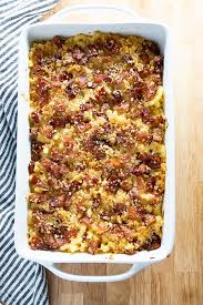 Serve immediately (very creamy) or pour into a buttered baking dish, top with extra cheese, and bake at 350˚ for 20 to 25 minutes, or until bubbly and golden on top. Bacon Mac And Cheese The Salty Marshmallow