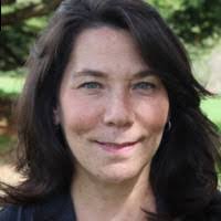 Amy Lesh's Instagram, Twitter & Facebook