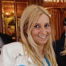 Anna Scola passa da Forza Italia a Fratelli d'Italia: guiderà il  Dipartimento Pari Opportunità