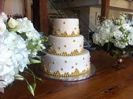 Friday Night Celebration Wedding Cake Delivery White Wedding Cakes Wedding Cakes Beautiful Wedding Cakes