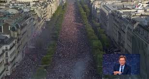 A eux de combler les vides. Audiences Tv Access Dimanche 15 Juillet 2018 La Remise De La Coupe Explose La Concurrence Sur Tf1 Laurent Delahousse Boude Profilage Se Distingue Sur Tmc Toutelatele