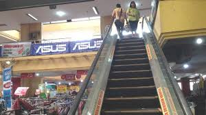 Apple has given its laptop a huge overhaul when it. Penyebab Para Pedagang It Di Eks Hi Tech Mall Surabaya Tak Bisa Lagi Order Online Surya