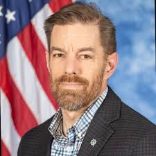 I'm very excited to announce that I will be joining Skadden, Arps, Slate,  Meagher & Flom LLP and Affiliates in New York as a 2022 Summer Associate!  Thank you to everyone who